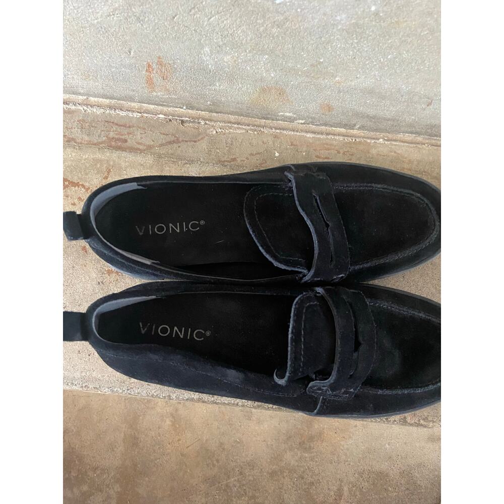 Vionic Uptown black suede slip on loafer - Picture 5 of 7